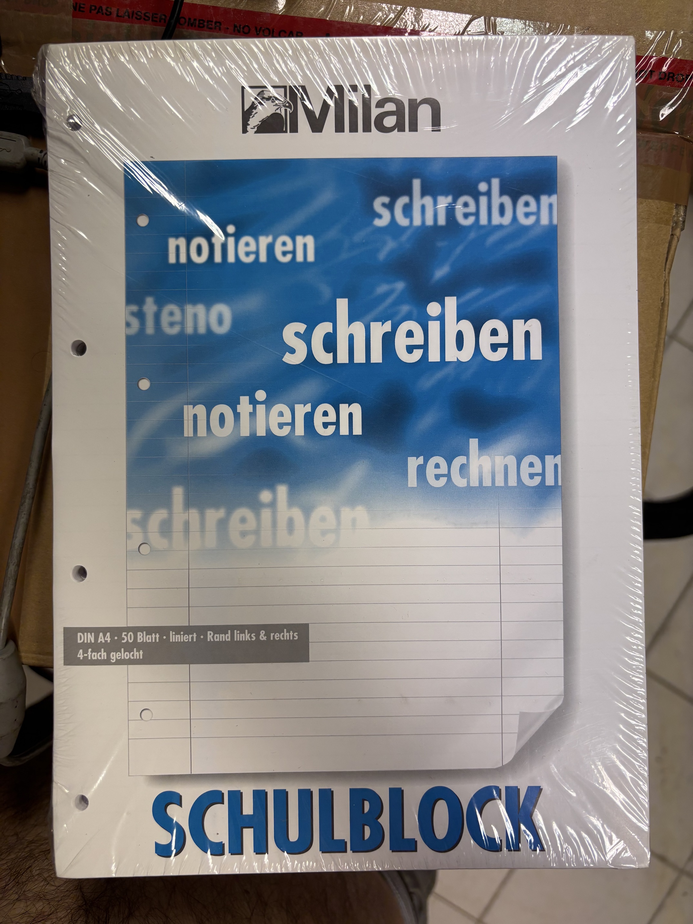 MILAN Schulblock liniert 50 Blatt